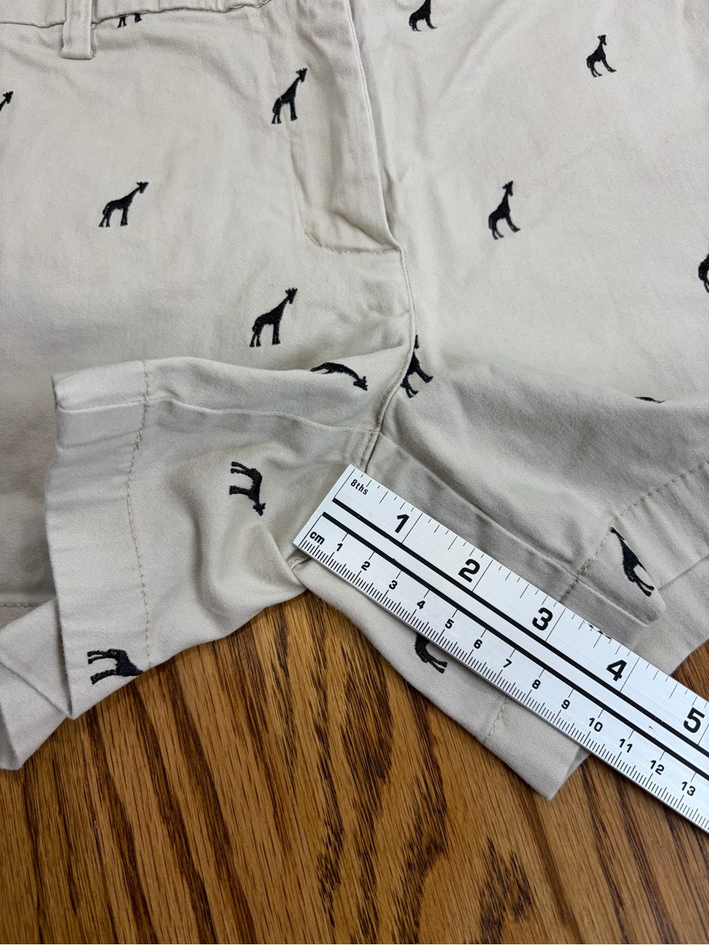 British Khaki 4" Khaki Shorts with Black Giraffe Embroidery (4) - Picture 6 of 8